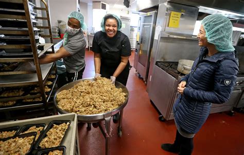Boston donates 2000 turkeys to needy families for Thanksgiving